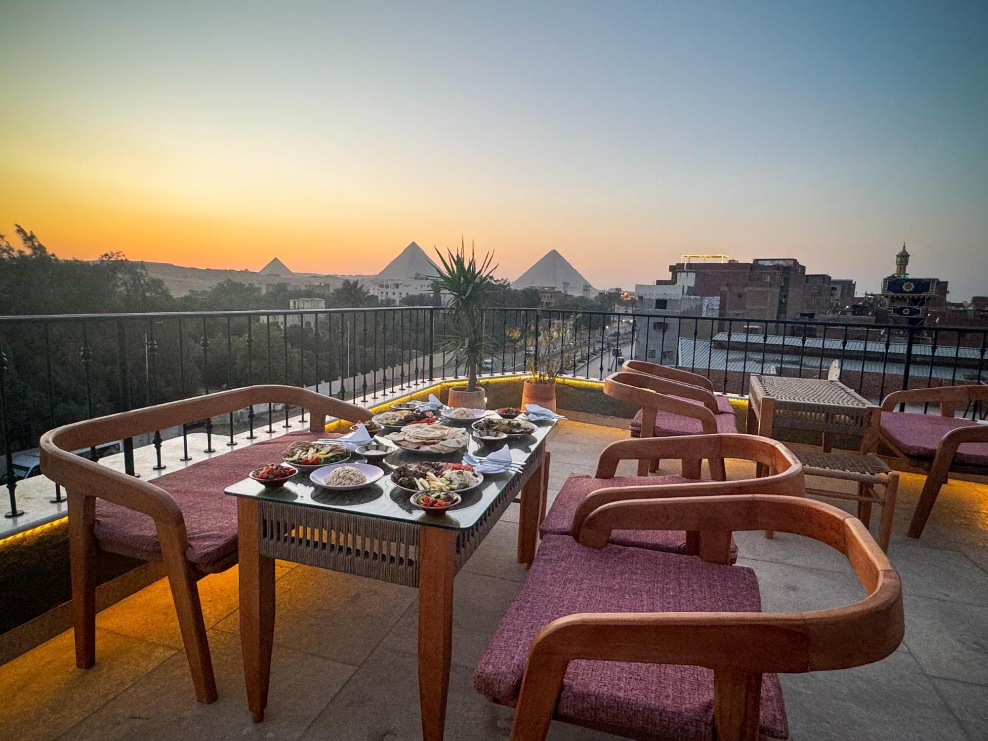 Almas Pyramids View Hotel Kafret el-Gabal Exterior foto